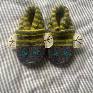 Garnet Hill boiled wool kids slippers